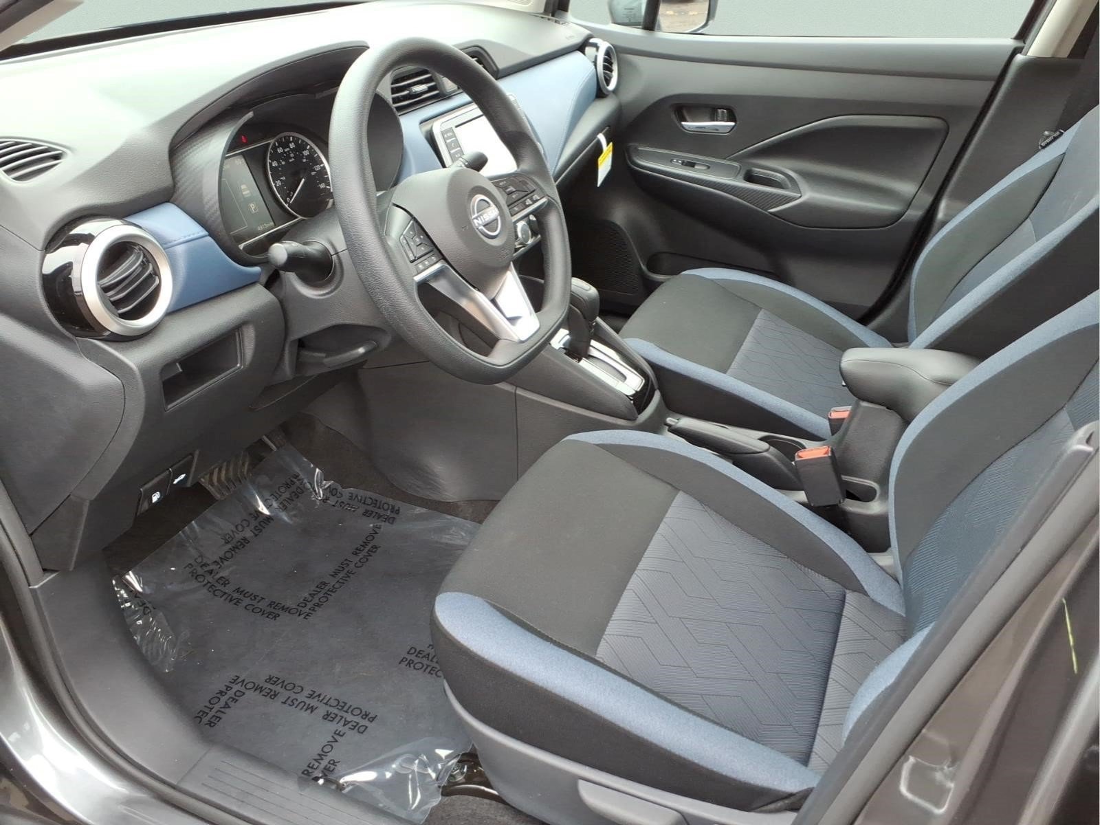 Certified 2025 Nissan Versa SV w/ Trunk Package FWD image 11