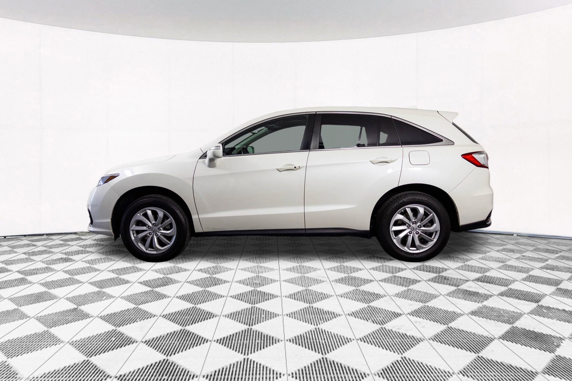 Used 2018 Acura RDX w/ Technology Package image 13