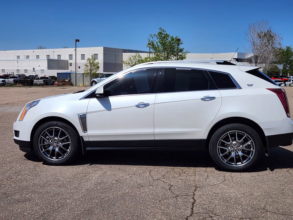 Used 2016 Cadillac SRX Premium w/ Driver Assist Package AWD/4WD image 2