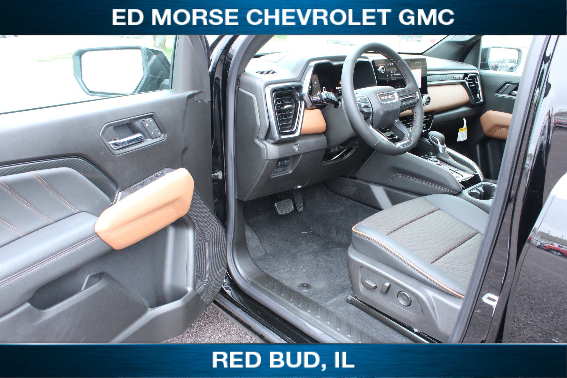 New 2025 GMC Canyon AT4 w/ Nightfall Edition AWD/4WD image 6