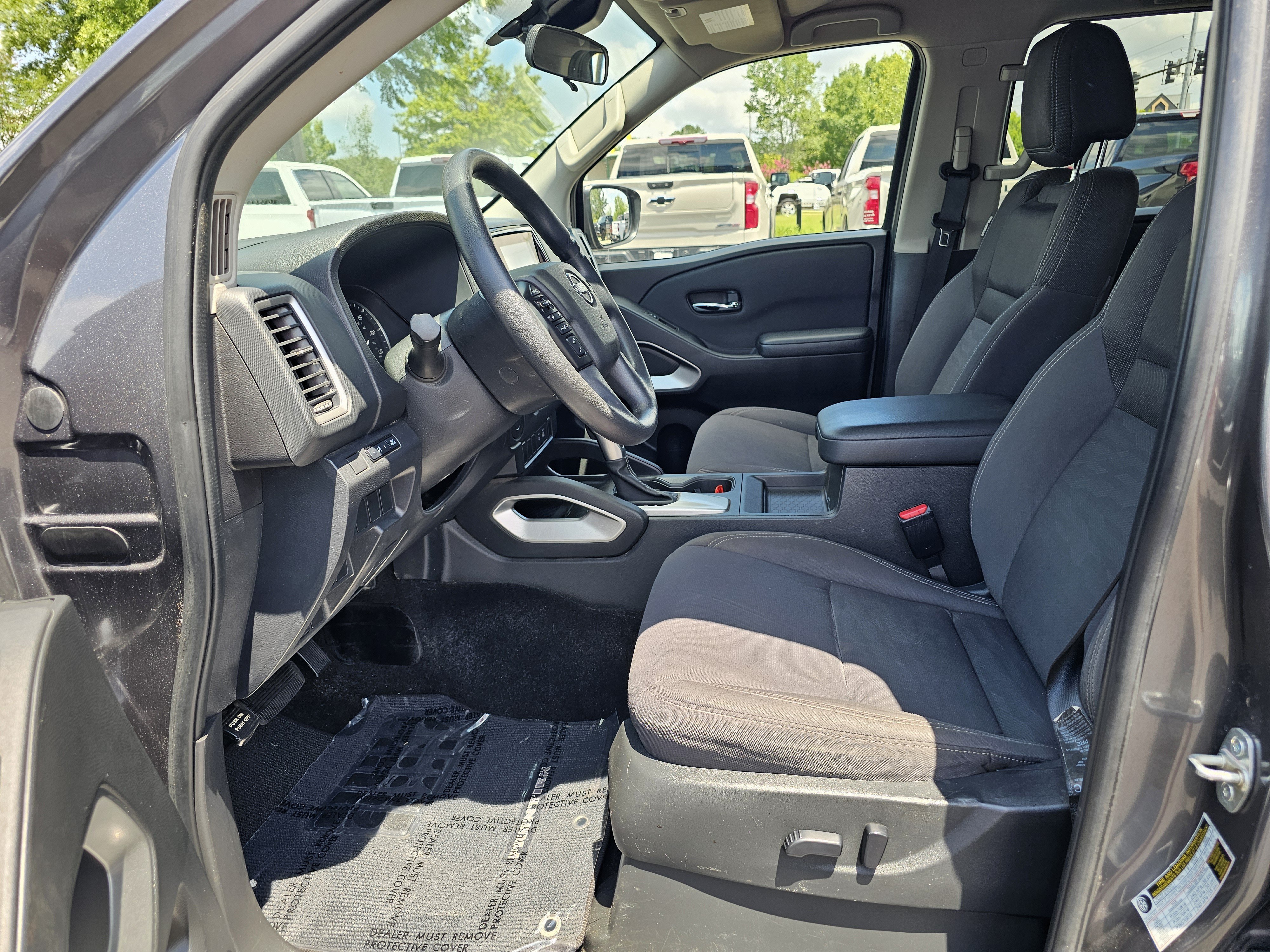 Used 2024 Nissan Frontier SV RWD image 16