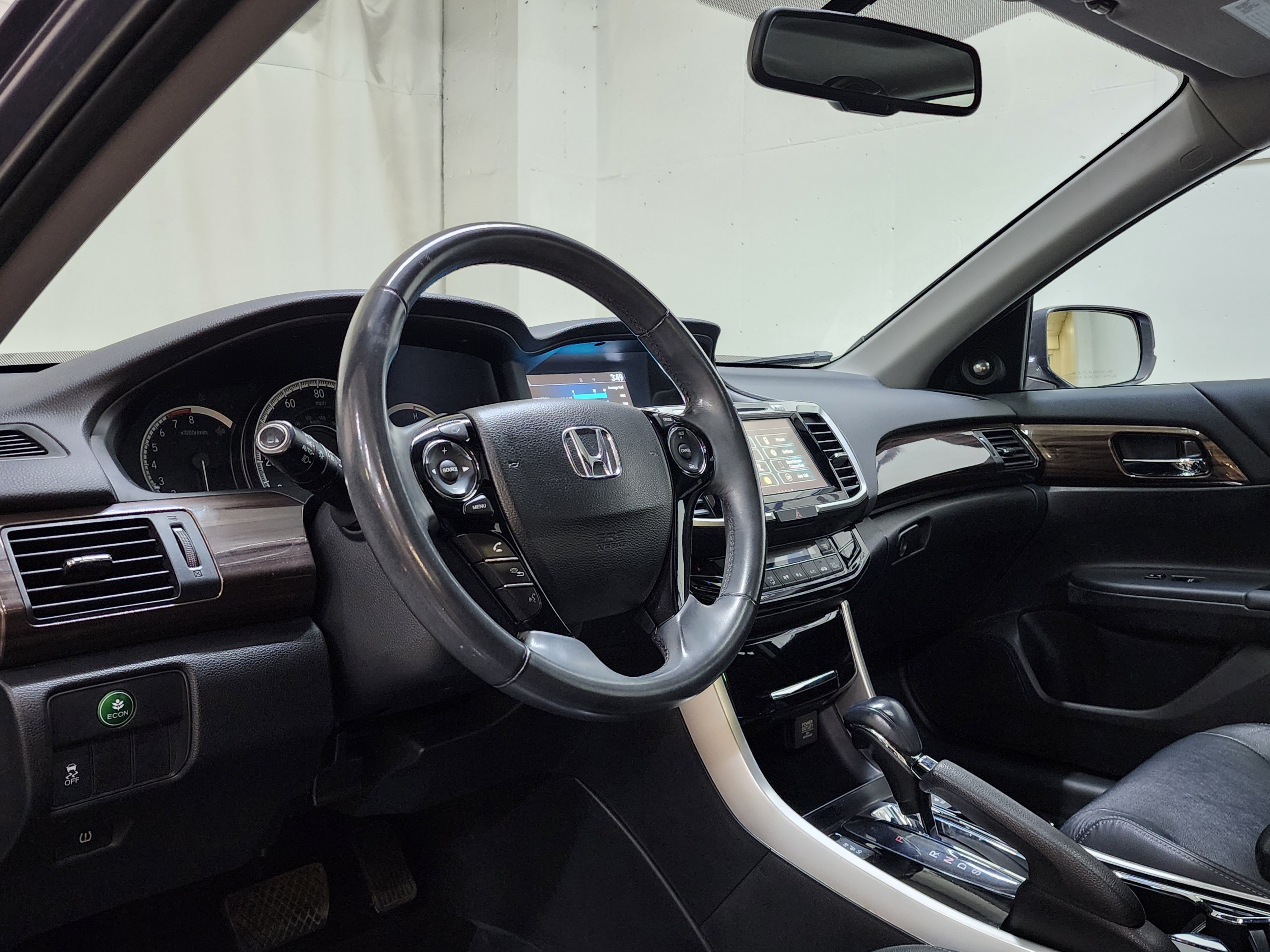 Used 2016 Honda Accord EX-L image 14
