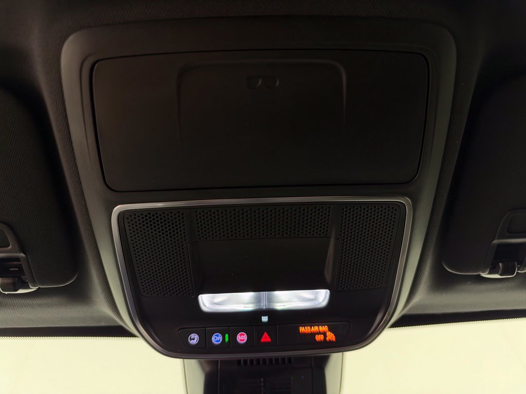 New 2027 Chevrolet Equinox RS FWD image 24