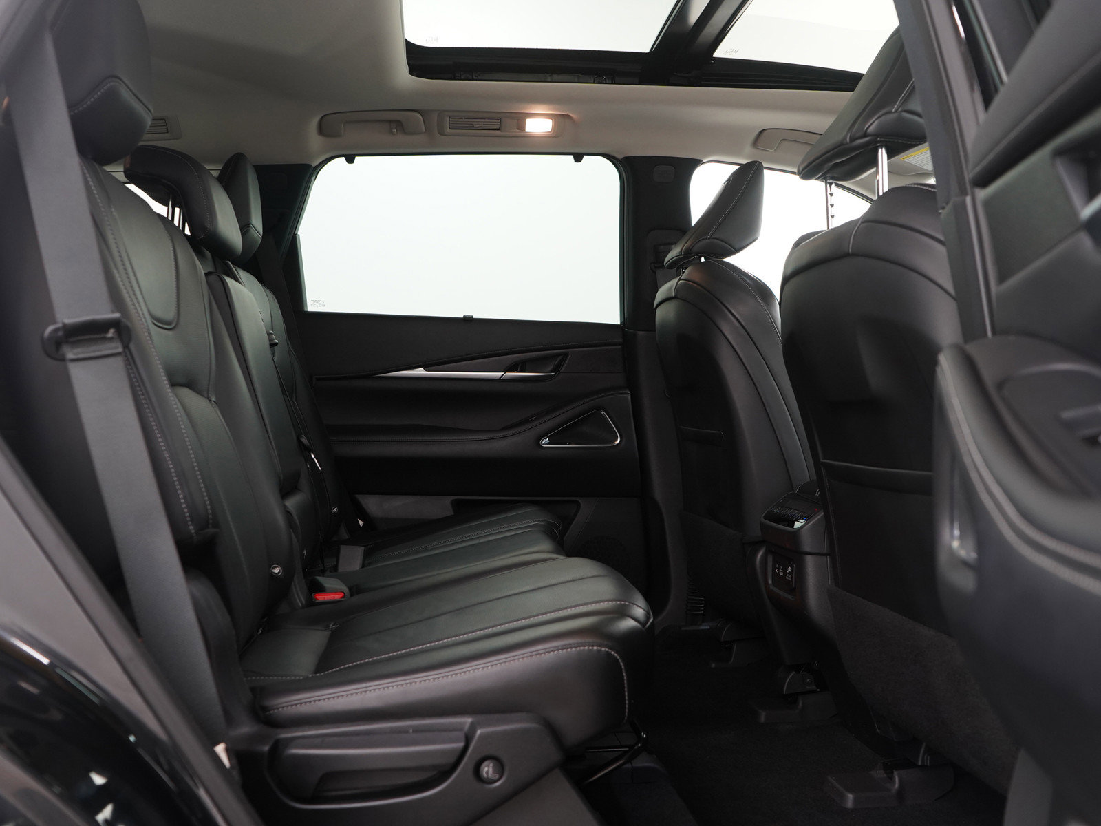 Used 2022 INFINITI QX60 Sensory image 13