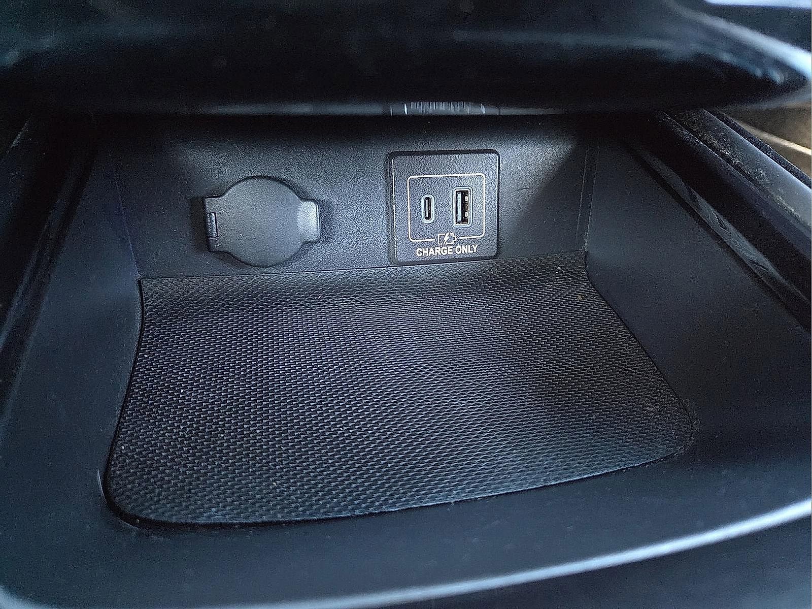 Used 2019 Nissan Pathfinder SV image 22