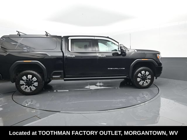 Used 2023 GMC Sierra 3500 Denali w/ Denali Ultimate Package AWD/4WD image 4