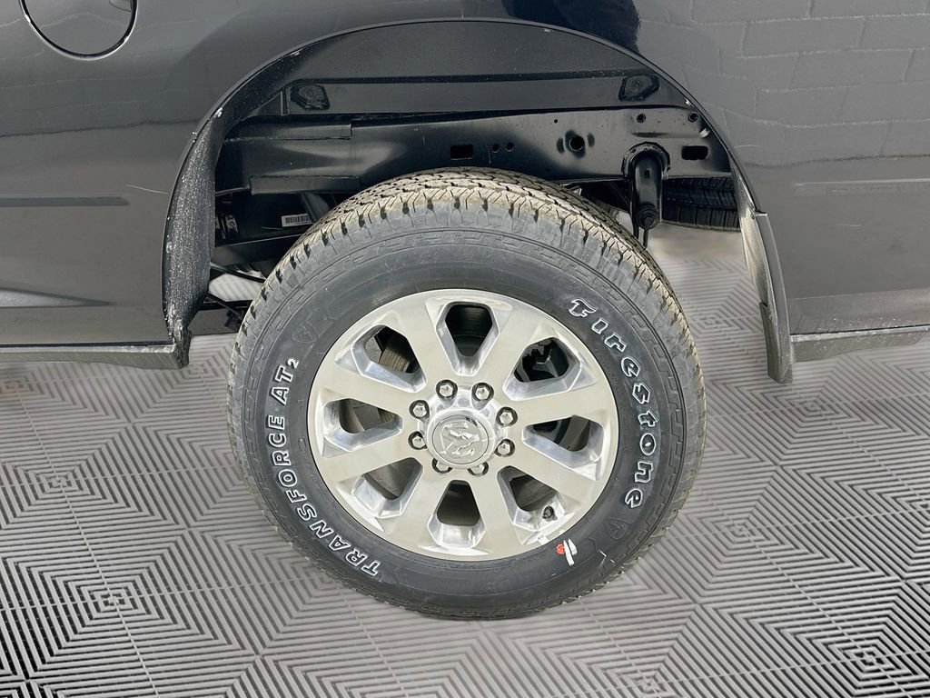 New 2026 RAM 2500 Laramie AWD/4WD image 16