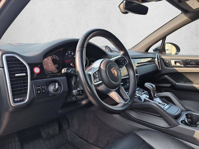 Used 2019 Porsche Cayenne AWD/4WD image 15