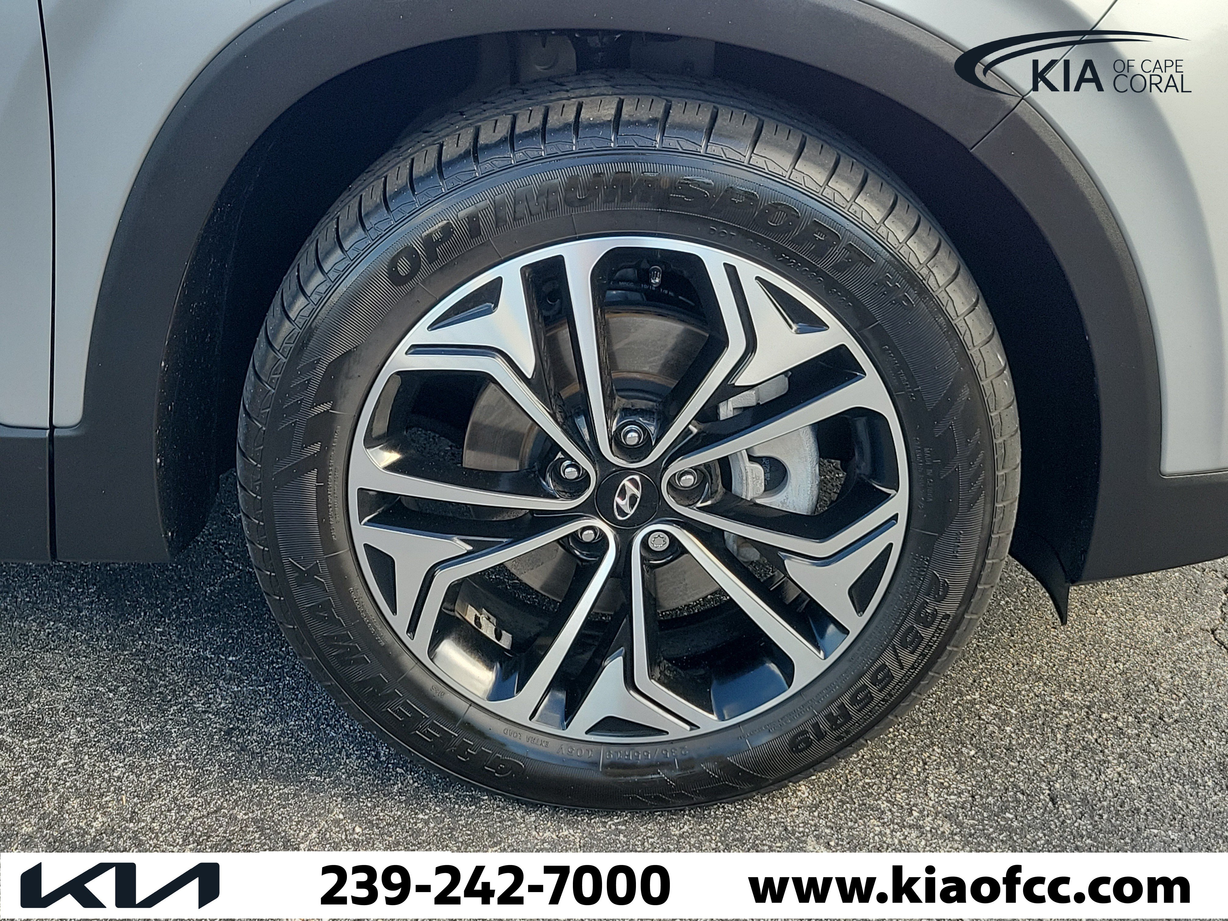 Used 2020 Hyundai Santa Fe SEL w/ Cargo Package FWD image 7