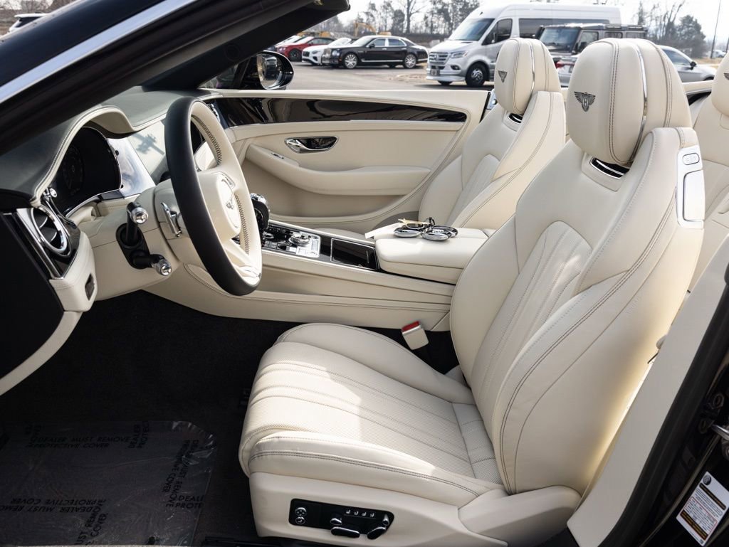 New 2026 Bentley Continental GTC AWD/4WD image 29