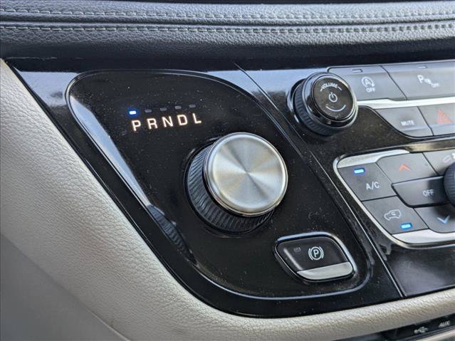Used 2019 Chrysler Pacifica Limited FWD image 13