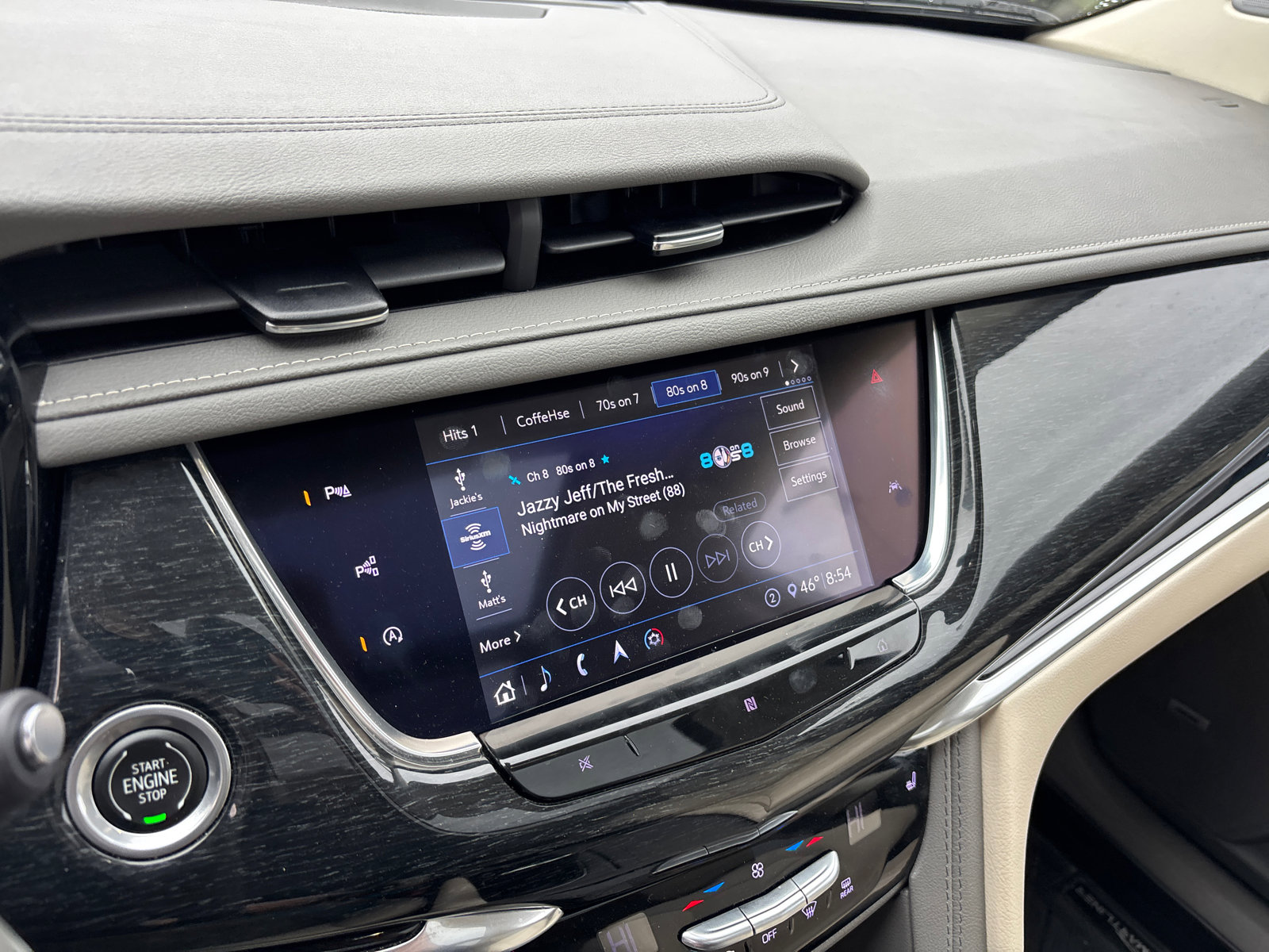 Used 2020 Cadillac XT6 Premium Luxury FWD image 19