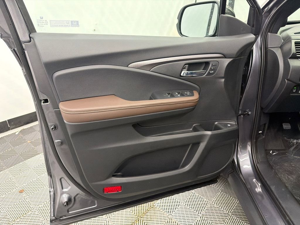 New 2026 Honda Ridgeline RTL image 11