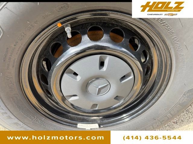 Used 2024 Mercedes-Benz eSprinter 170 Cargo image 11