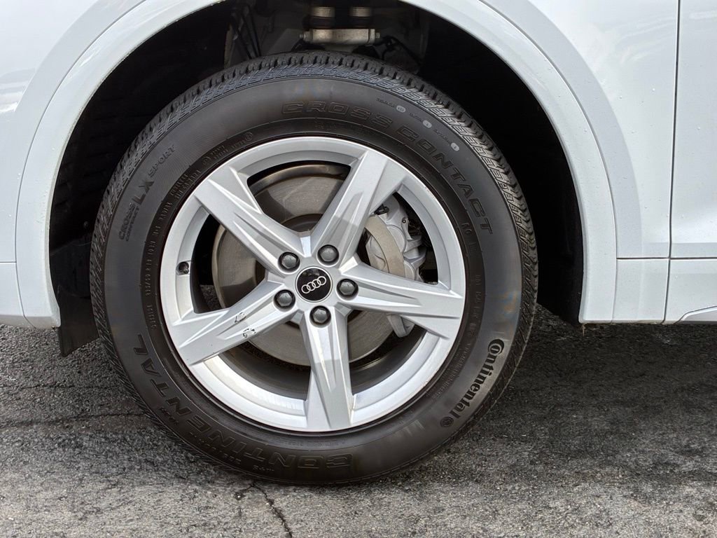 Used 2023 Audi Q5 2.0T Premium w/ Convenience Package image 51