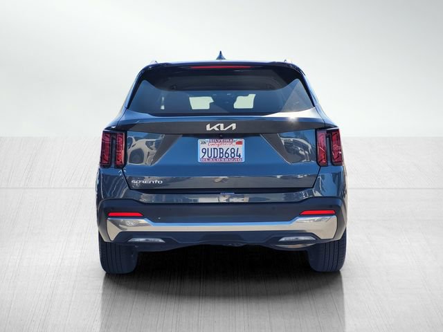 Used 2024 Kia Sorento S FWD image 5