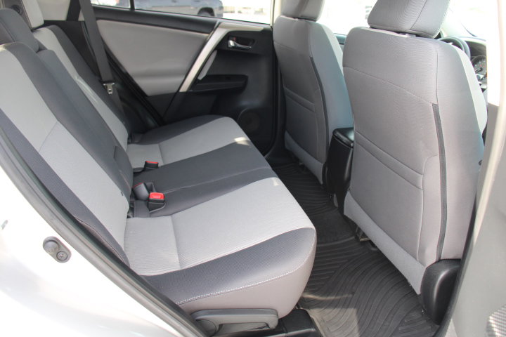 Used 2015 Toyota RAV4 XLE image 17