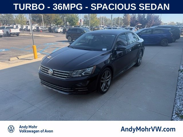 Used 2018 Volkswagen Passat 2.0T R-Line FWD image 3