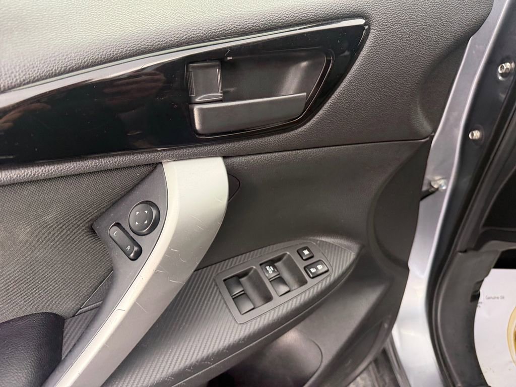 Used 2018 Mitsubishi Eclipse Cross ES image 13