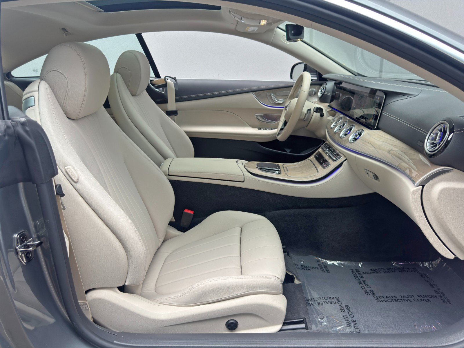 Used 2023 Mercedes-Benz E 450 Coupe image 16