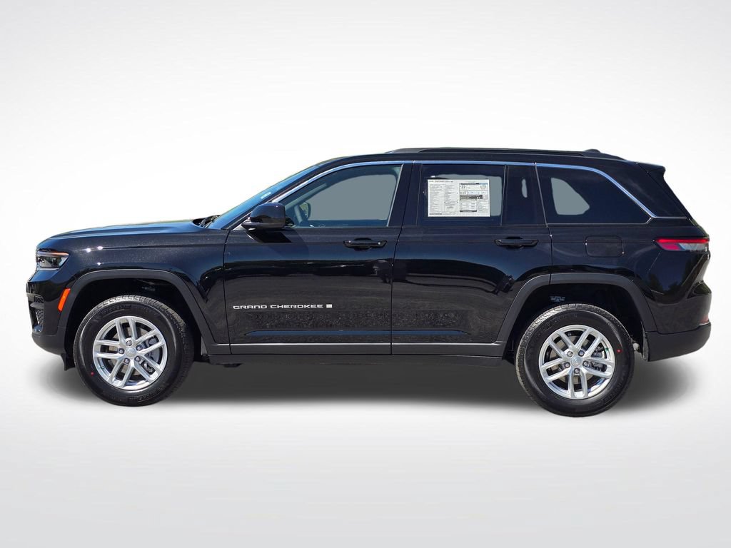 New 2026 Jeep Grand Cherokee Laredo X AWD/4WD image 15