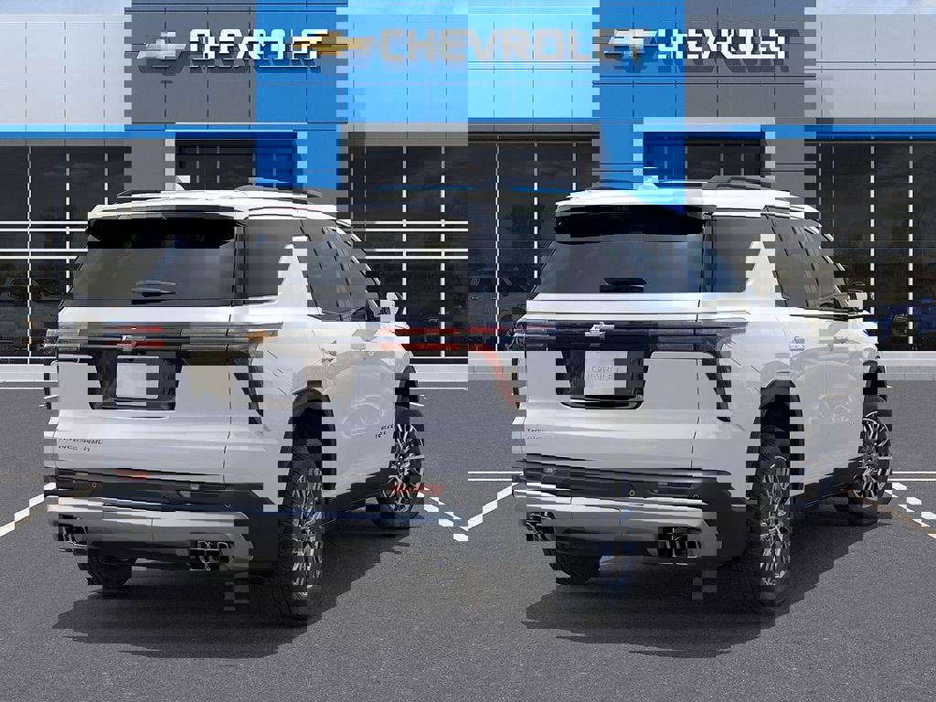 New 2026 Chevrolet Traverse LT w/ Driver Confidence Package image 4