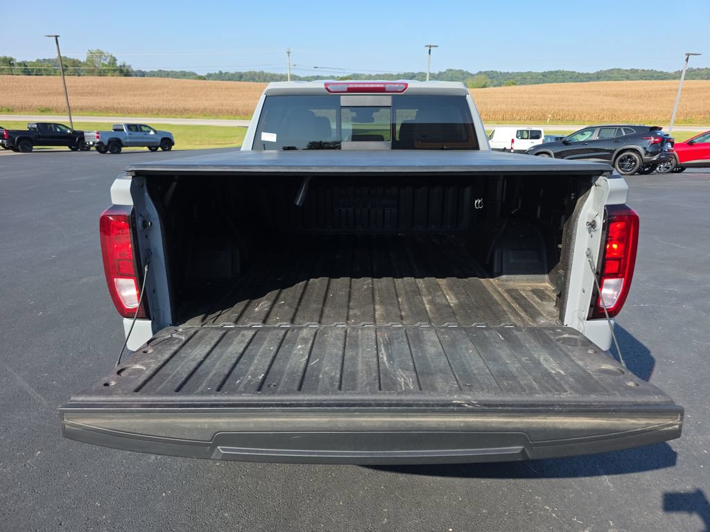 Used 2024 GMC Sierra 1500 Elevation w/ Preferred Package AWD/4WD image 10
