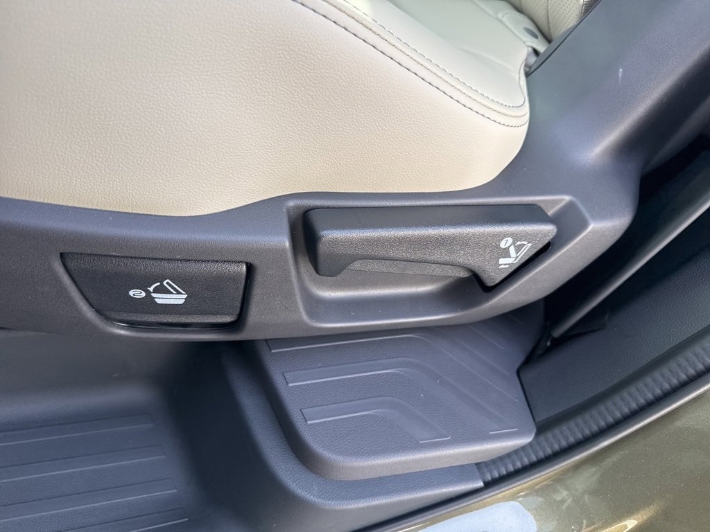 New 2025 Subaru Ascent Limited image 26
