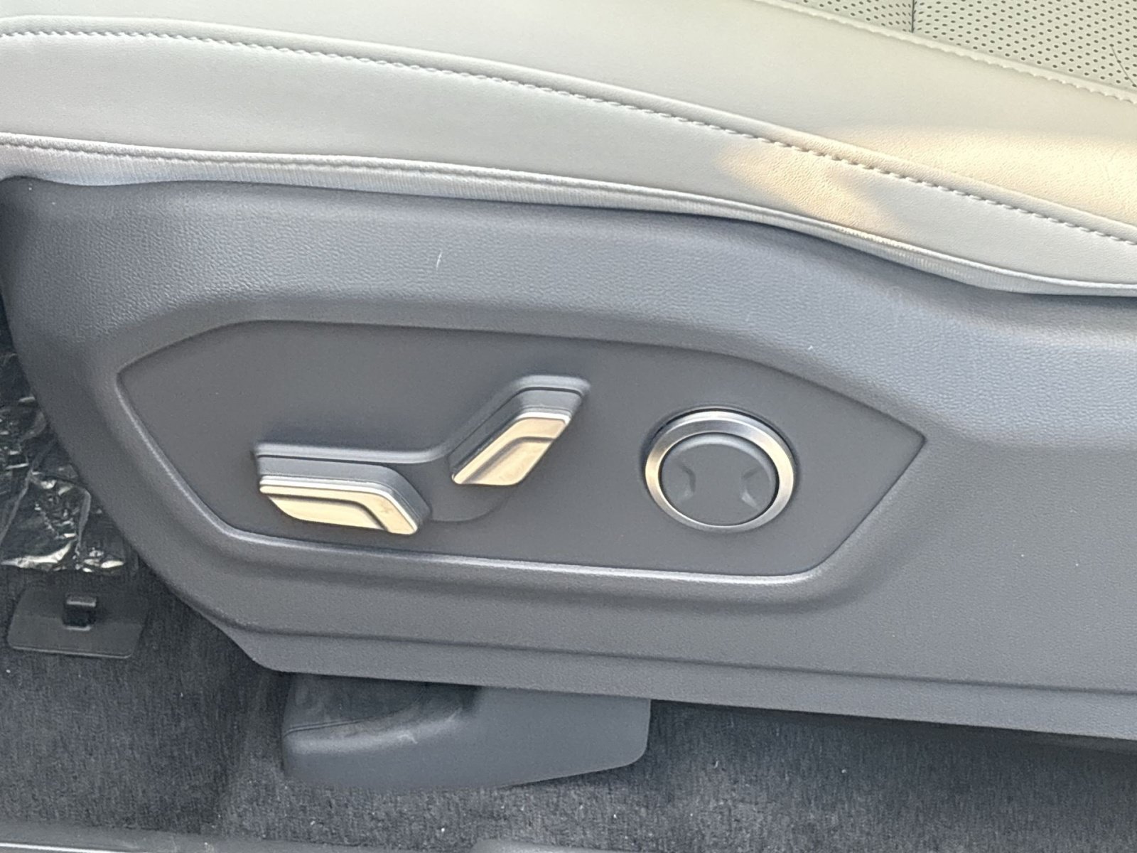 New 2026 Hyundai Santa Fe SEL AWD/4WD image 14