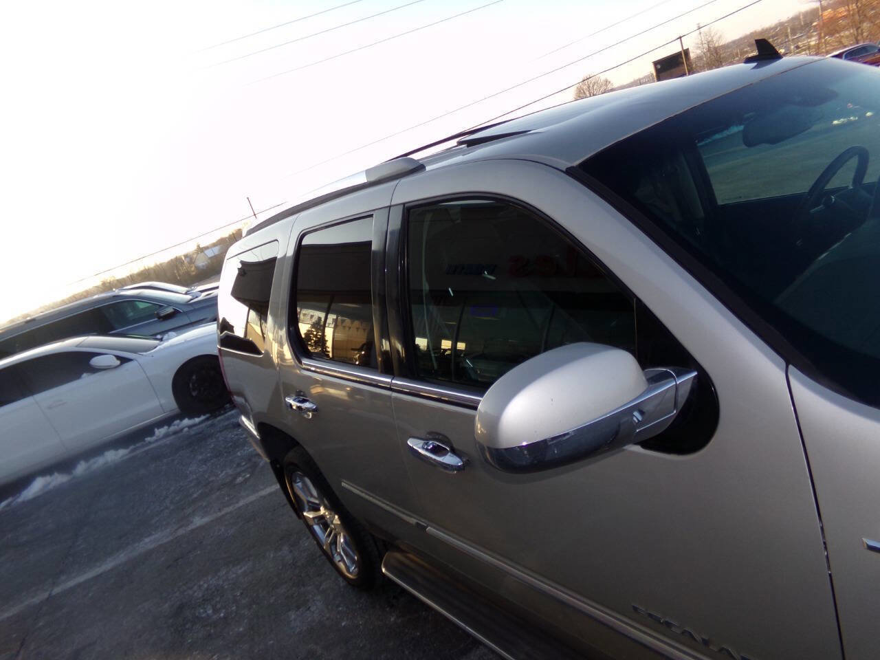 Used 2007 Cadillac Escalade AWD image 50