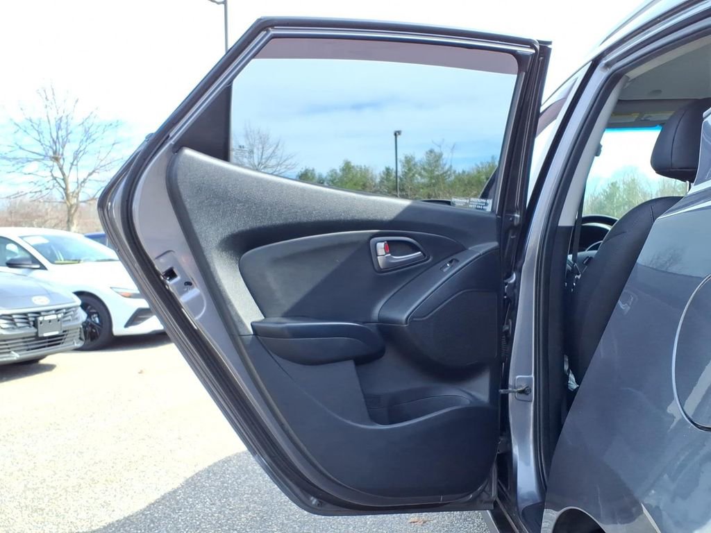 Used 2014 Hyundai Tucson SE image 13