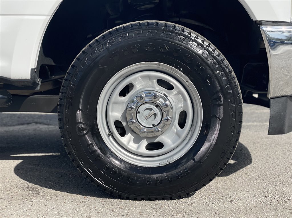 Used 2017 Ford F250 XL w/ Power Equipment Group AWD/4WD image 29