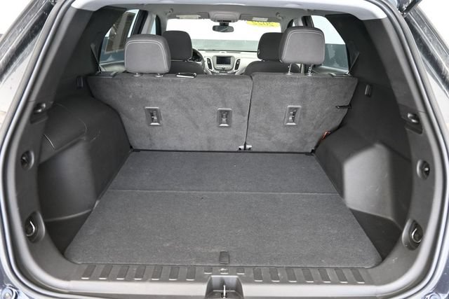 Used 2022 Chevrolet Equinox LS w/ Driver Confidence II Package FWD image 27