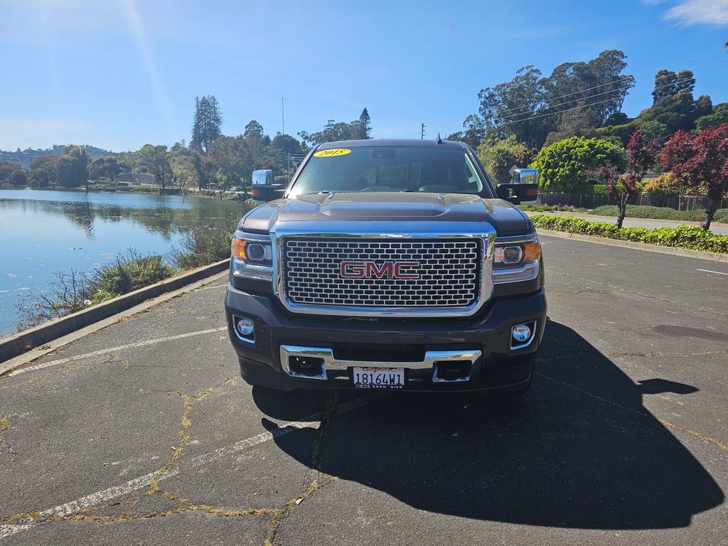Used 2015 GMC Sierra 2500 Denali w/ Duramax Plus Package image 3