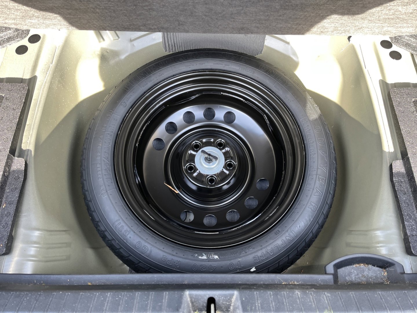 Used 2023 Subaru Legacy Limited image 13