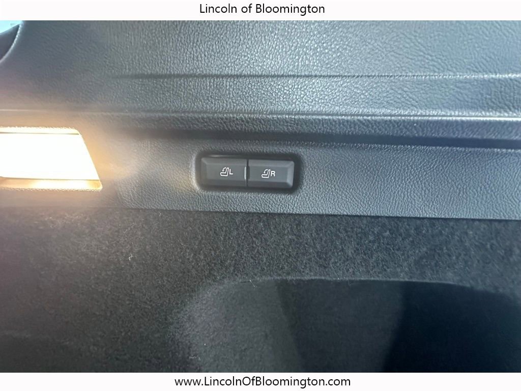 New 2025 Lincoln Corsair AWD w/ Equipment Group 101A image 14