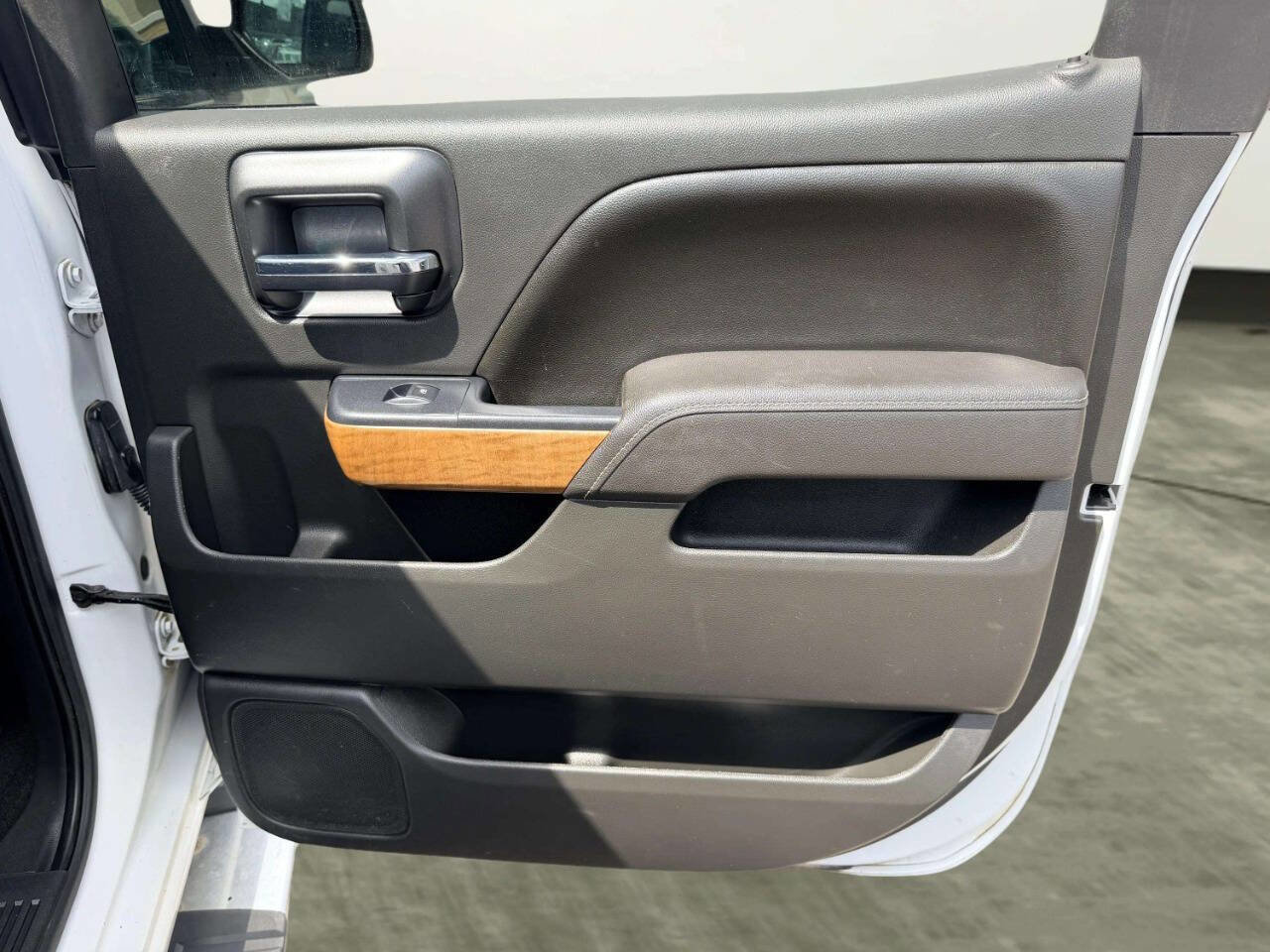 Used 2017 Chevrolet Silverado 1500 LTZ w/ Sport Package image 15