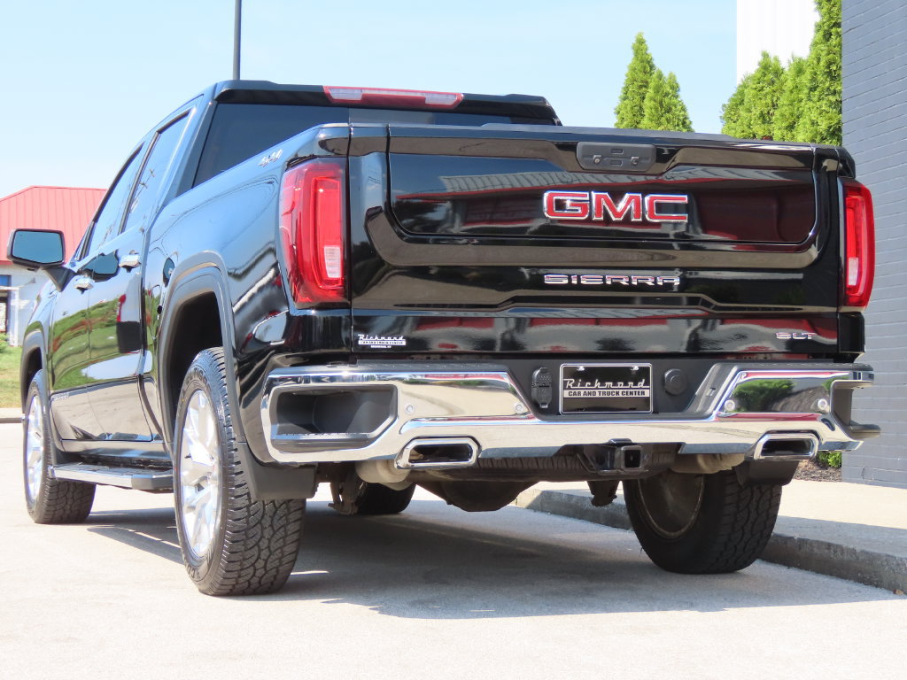 Used 2021 GMC Sierra 1500 SLT w/ SLT Premium Plus Package AWD/4WD image 10