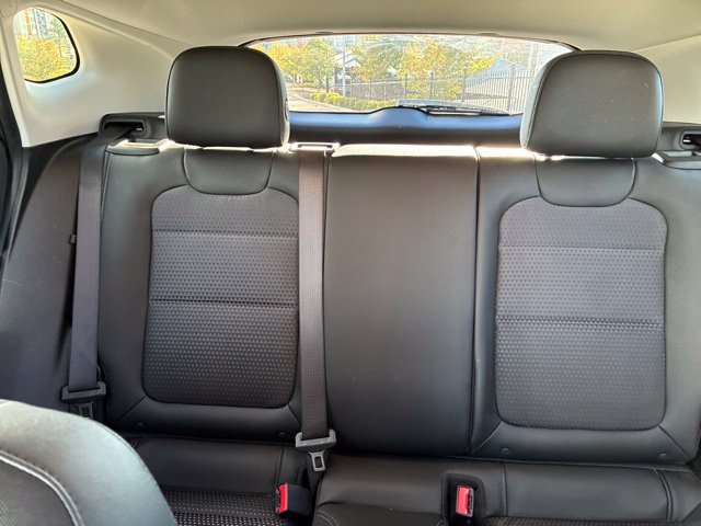 Used 2025 Chevrolet Trax LT w/ LT Convenience Package FWD image 18