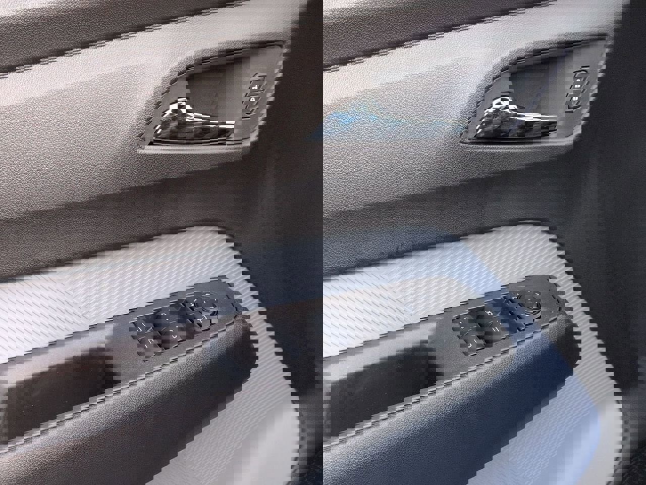 New 2027 Chevrolet Bolt LT image 9