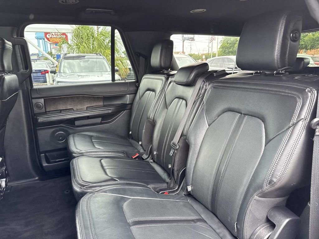 Used 2020 Ford Expedition Max Limited RWD image 16