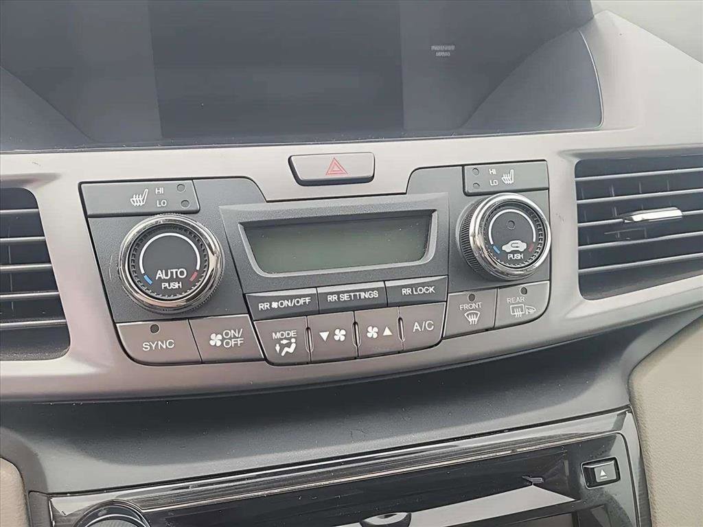 Used 2015 Honda Odyssey Touring Elite image 14