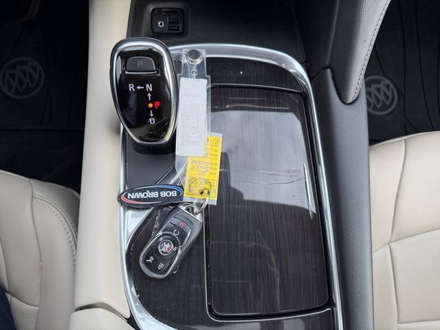 Used 2020 Buick Enclave Essence AWD/4WD image 30