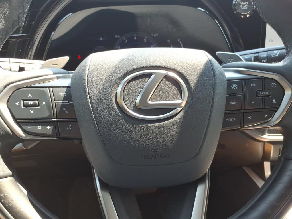 Used 2023 Lexus RX 350 Premium w/ Accessory Package AWD/4WD image 13