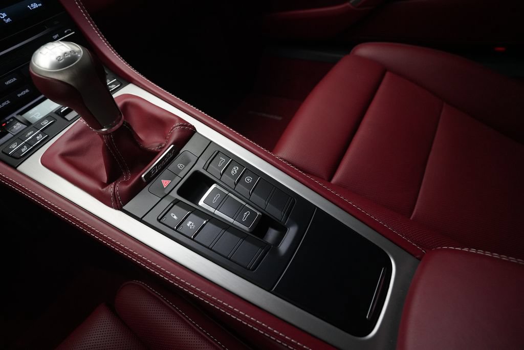 Certified 2022 Porsche 718 Boxster RWD image 22