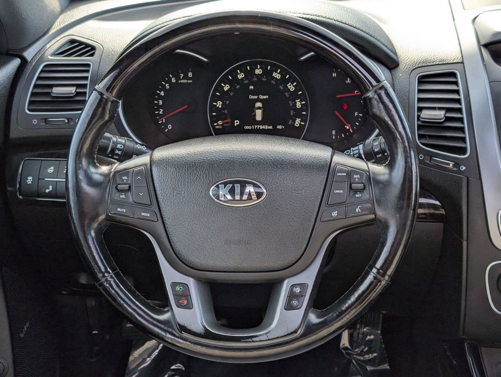 Used 2014 Kia Sorento SX w/ 3rd Row Package image 16