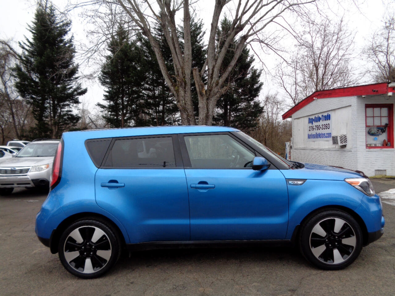 Used 2019 Kia Soul + image 4