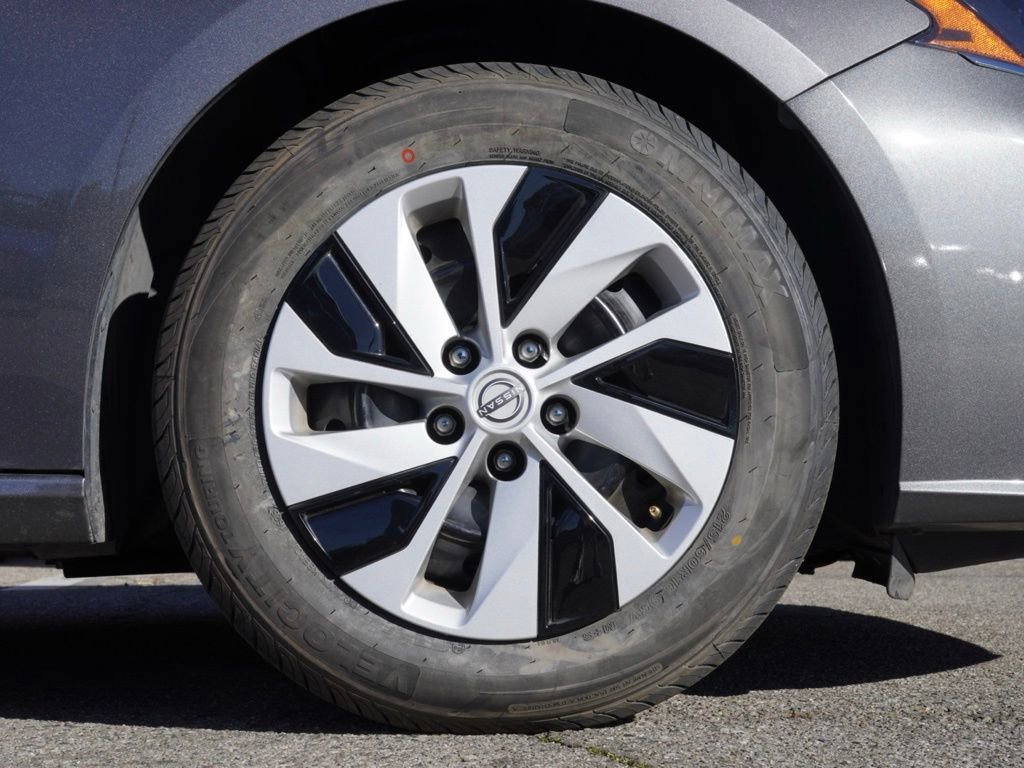 Certified 2025 Nissan Altima 2.5 S image 6