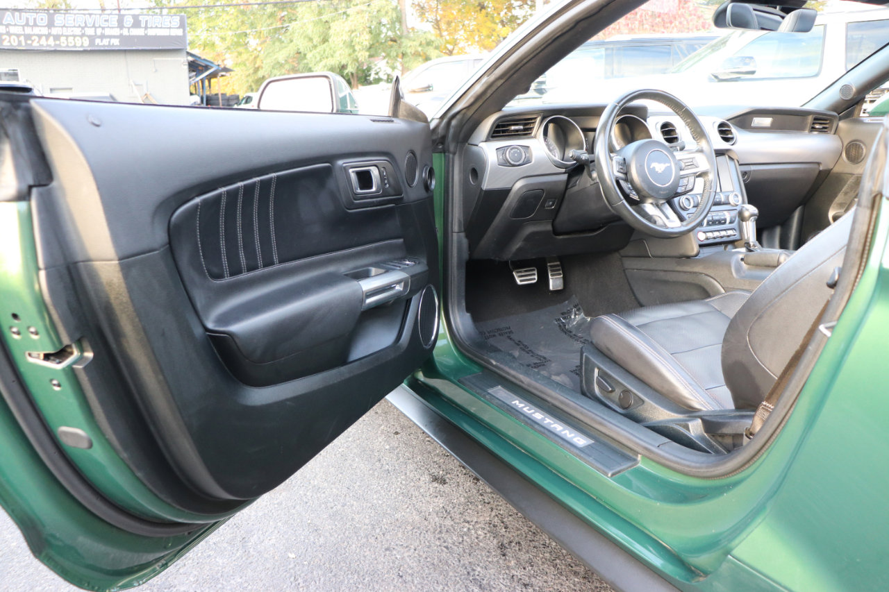 Used 2023 Ford Mustang Premium image 10