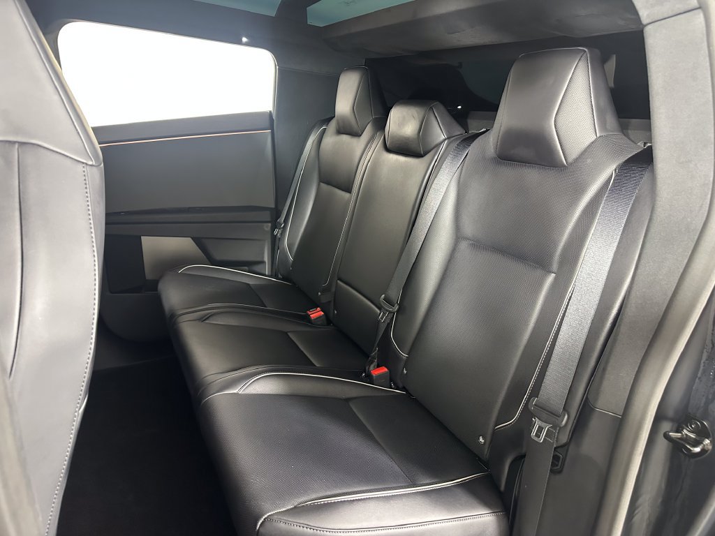 Used 2024 Tesla Cybertruck Cyberbeast AWD/4WD image 22